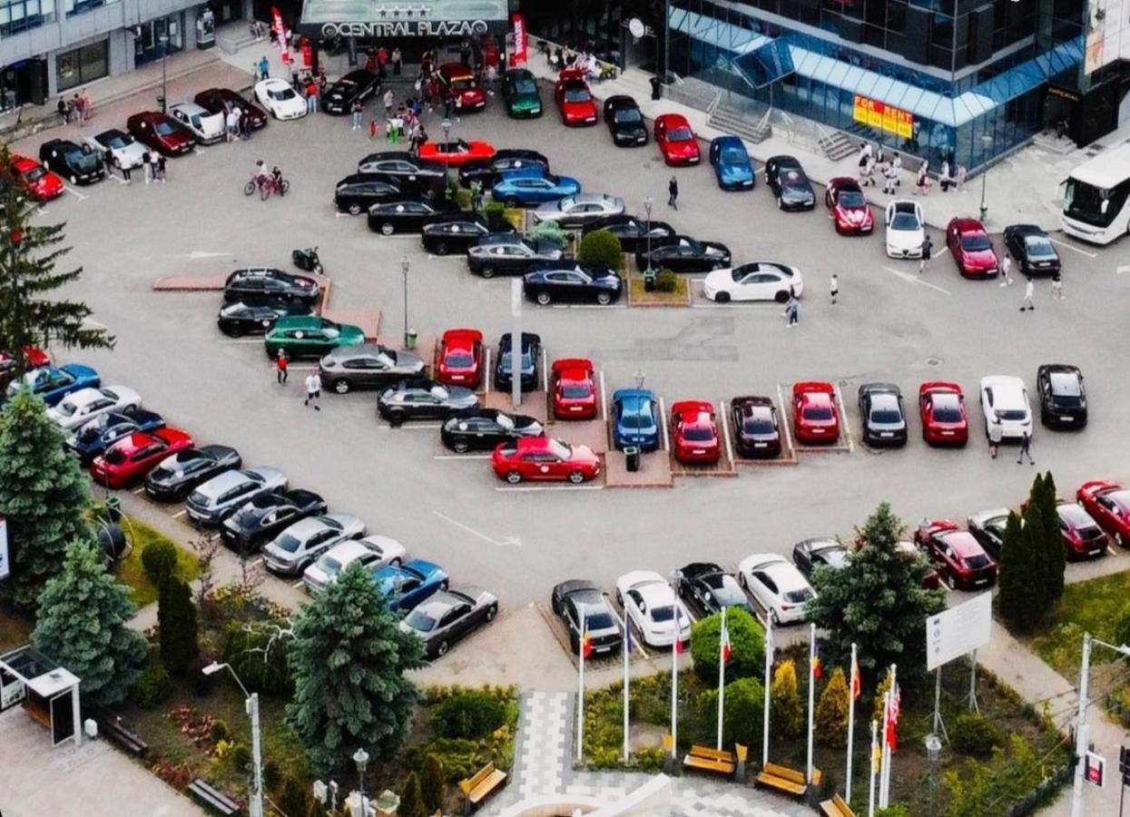 Petrodava One Karácsonkő Kültér fotó